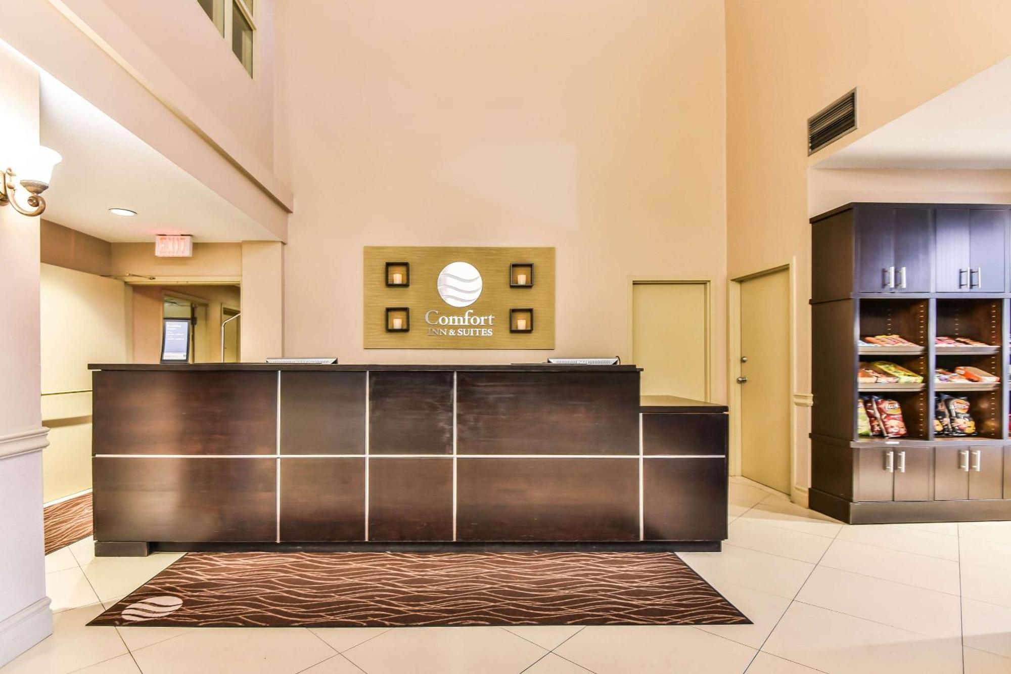 Comfort Inn & Suites Ambassador Bridge Windsor Luaran gambar