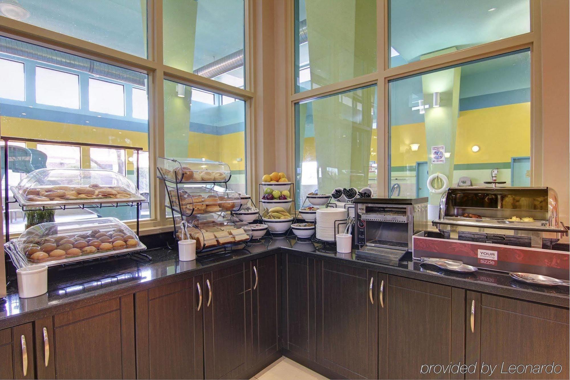 Comfort Inn & Suites Ambassador Bridge Windsor Luaran gambar